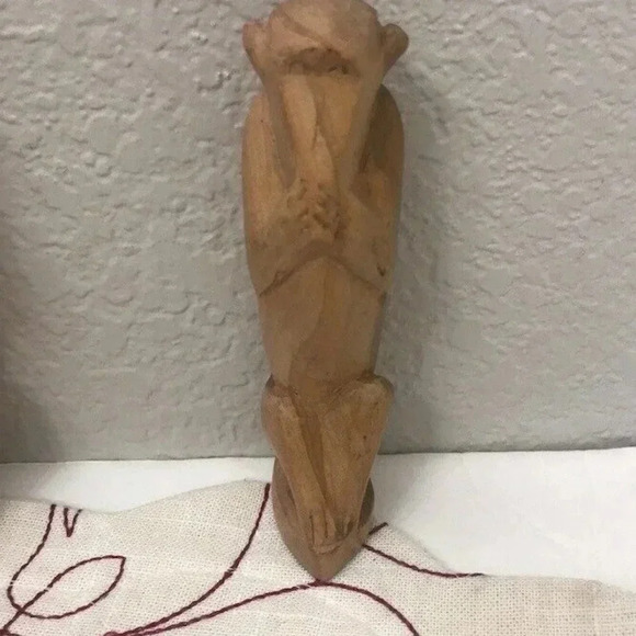 Vintage Hand Carved Wooden Monkey See No Evil, Hear No Evil, Speak No Evil - Picture 2 of 9